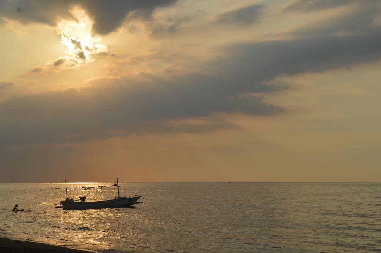 Bagus Beach Resort Lovina Buleleng  Exterior photo